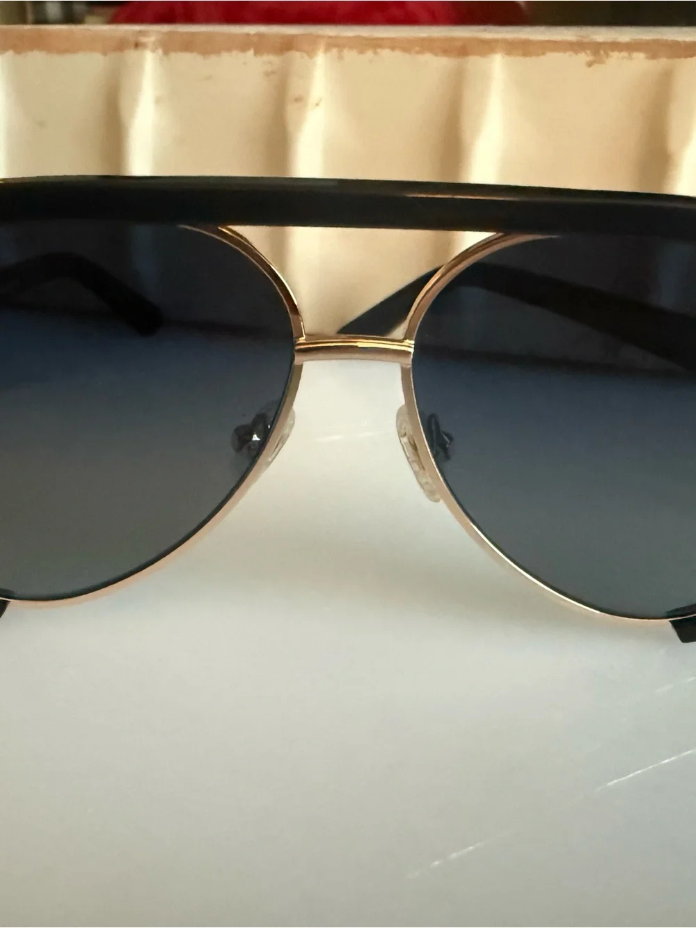 NEW! Diff Eyewear Men's Black and Gold Aviator Sunglasses with Blue Gradient Len